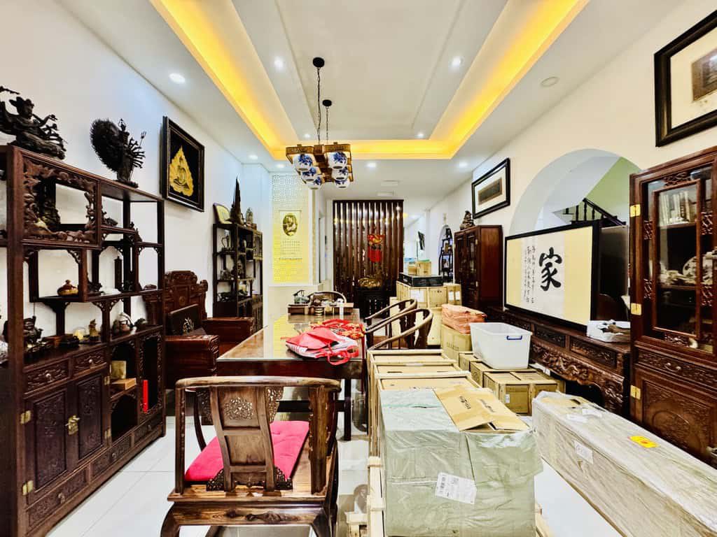 Bán nhà Bình Tân - Biệt thự Khu Tên Lửa - Giá chỉ nhỉnh 29 tỷ